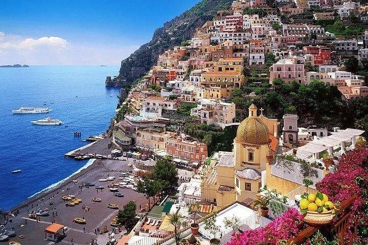 Full Day Private Tour to Sorrento Positano and Amalfi with Mercedes Vehicles — photo 1 of 2