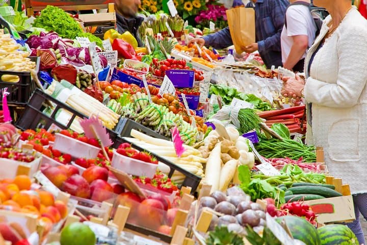Cesarine: Market Tour & Home Cooking Class in Verona — photo 1 of 8