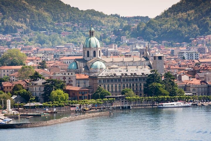 Lake Como and its lakeside villages private tour — photo 1 of 6