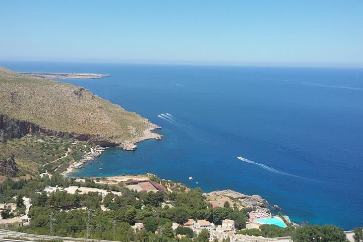Private Transfer from Palermo APT to San Vito Lo Capo or vice versa — photo 1 of 9