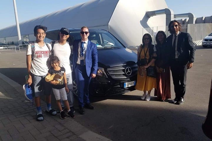 Private vip airport transfer from Fiumicino Airport to Civitavecchia Port — photo 1 of 4