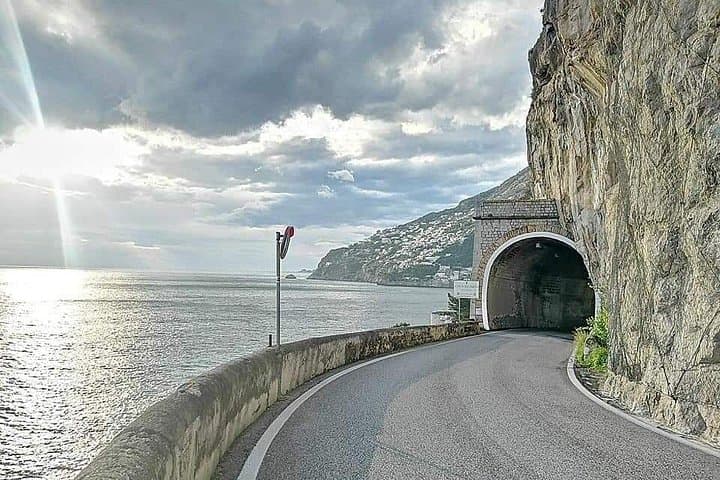 Private Transfer from Rome to Amalfi Coast & Pompeii Tour — photo 1 of 7