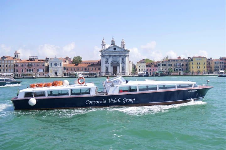 Full-Day Venice Lagoon Tour: Visit Murano, Burano and Torcello — photo 1 of 24
