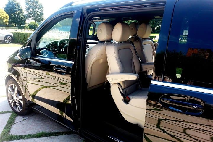 Private Luxury Transfer from Verona to Sirmione ( or viceversa ) — photo 1 of 5