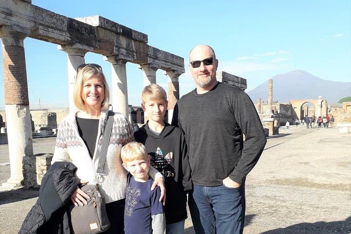 Pompeii Tour for Kids with Percy Jackson and The Heroes Hunt — photo 1 of 6