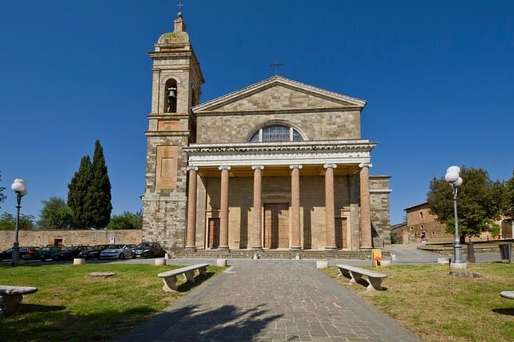Montalcino Private Guided City Tour — photo 1 of 3