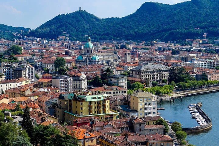 Como: 2-hour private walking tour — photo 1 of 7