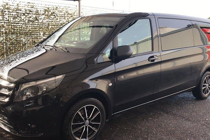 Transfer from Fiumicino airport to Rome center van — photo 1 of 6