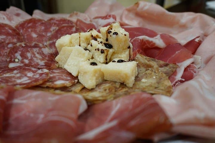Small Group Bologna Food Tour – Local Food & Market Experience — photo 1 of 22