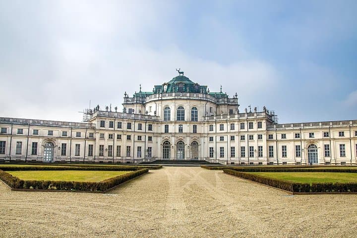Stupinigi Hunting Palace & Sacra di San Michele — photo 1 of 17