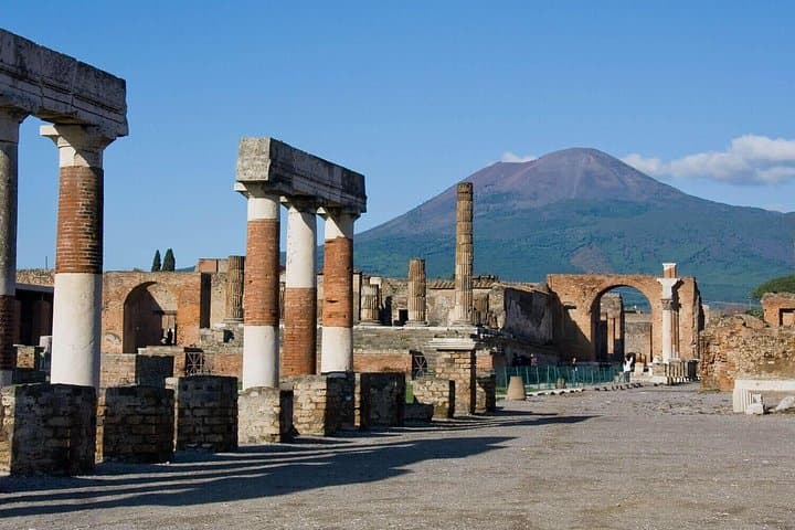 Pompeii Ruins & Hercualenum with Lunch & Wine Tasting from Rome — photo 1 of 8