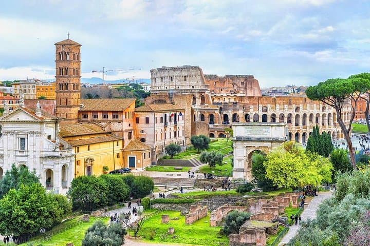 Rome Palatine Hill, Roman Forum, Colosseum Panoramic Views Tour — photo 1 of 18