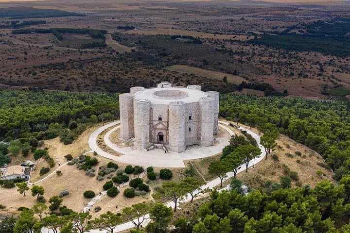 Half-Day Trip to Castel del Monte from Bari — photo 1 of 7