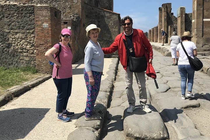 Private Shore Excursion: Positano, Sorrento and Pompeii — photo 1 of 9