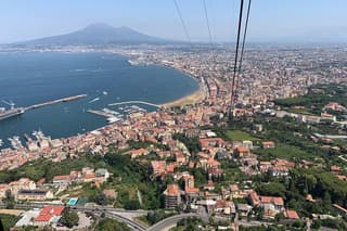 Pizza Tour | Vesuvius & Pompeii included pizza with driver