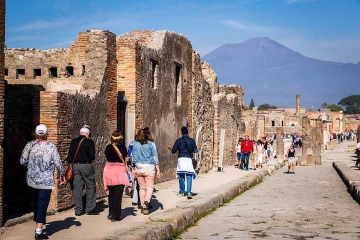 Private Rome Tour: Highlights & Hidden Gems (Premium Experience) — photo 1 of 8