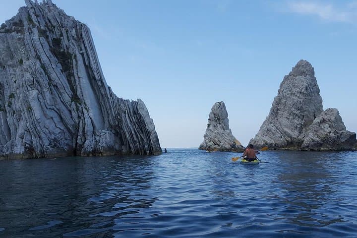 Sunrise at Conero: Canoe to the due sorelle Cliff - Private Tour — photo 1 of 5