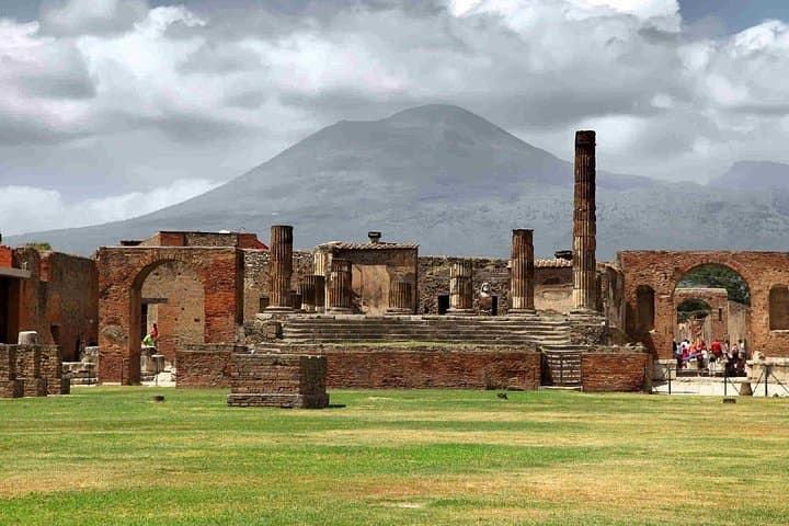 Pompei three hours with an expert guide — photo 1 of 10