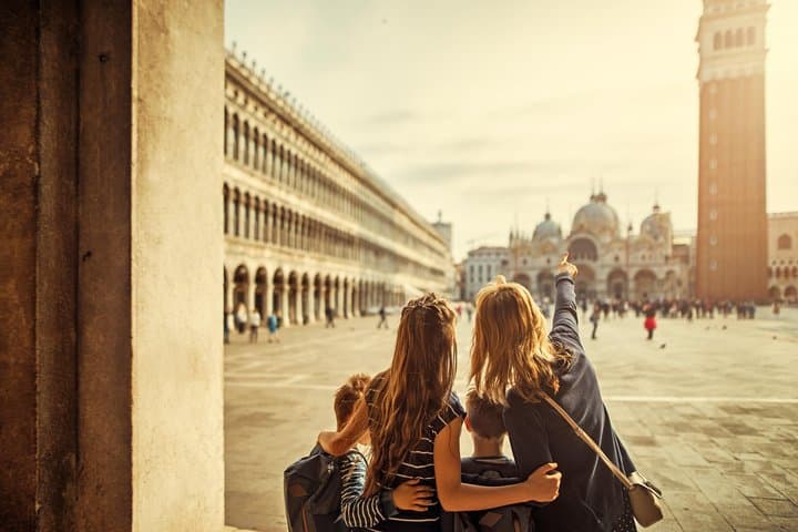 Private tour for families with children in Venice — photo 1 of 9