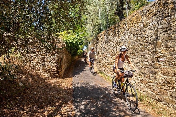 Tuscany Bike Tour with Wine, Oil and Food in the Florentine Hills — photo 1 of 13