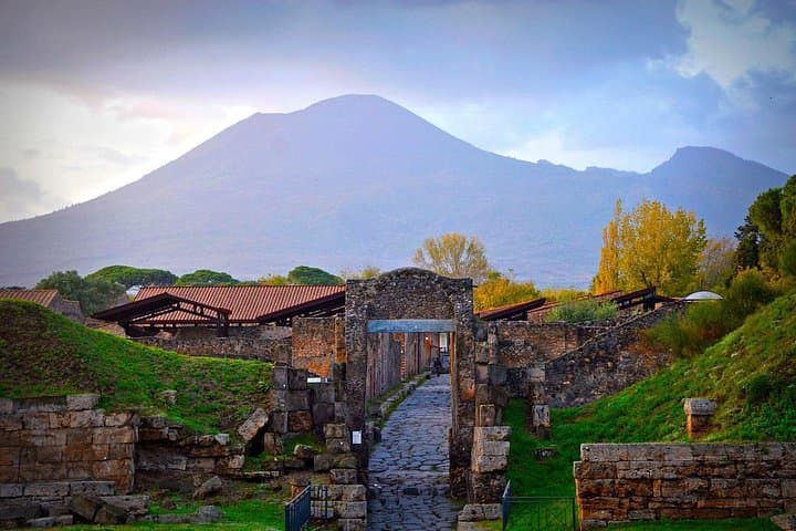 Private Tour - Pompeii - Vesuvius — photo 1 of 13