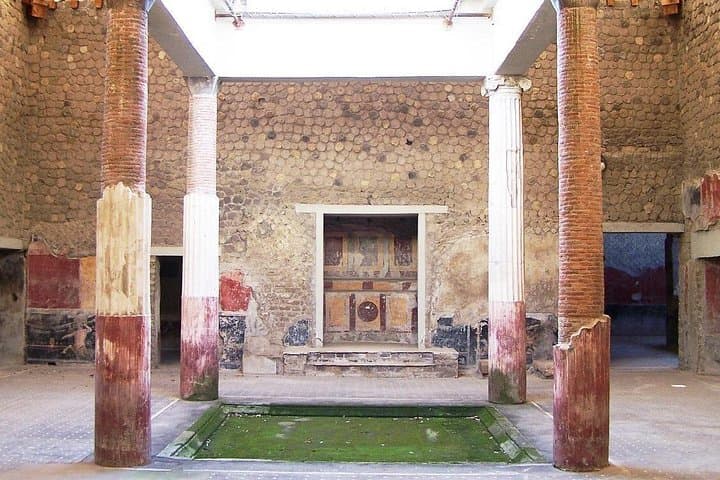 Stabiae Villas Tour – Villa San Marco & Arianna + Ford Pickup — photo 1 of 19