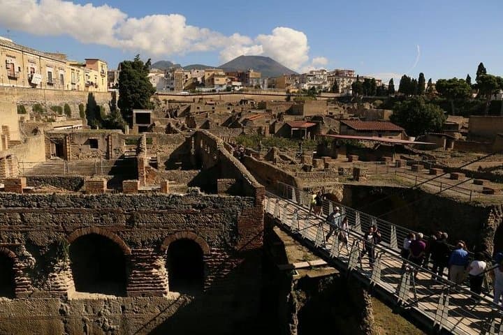 Day Trip from Salerno: Pompeii and Herculaneum - private tour — photo 1 of 6