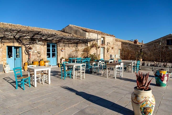 Noto, Portopalo and Marzamemi tour from Syracuse with private driver — photo 1 of 17