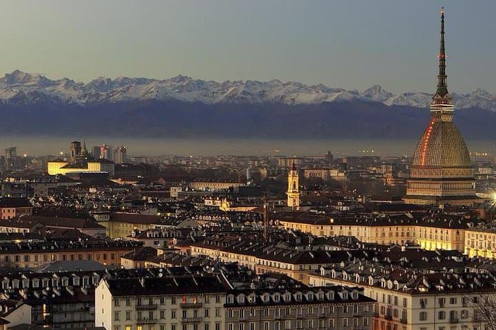Turin by night 2-hour monolingual walking experience — photo 1 of 12