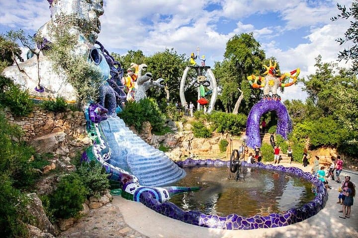 Discovering a magical garden in Tuscany + wine tasting! — photo 1 of 3