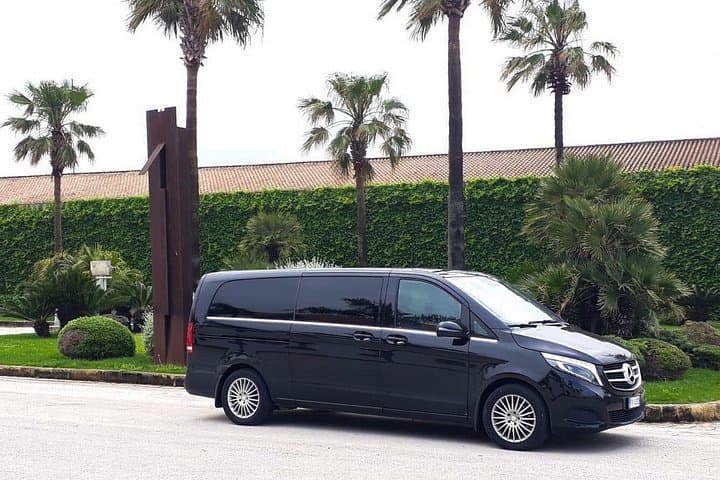 Private transfer from Palermo airport to the Astoria Palace Hotel or vice versa — photo 1 of 9
