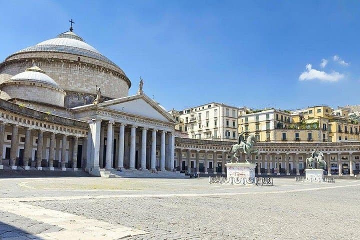 Transfer Naples to Amalfi with stop in Pompeii — photo 1 of 19
