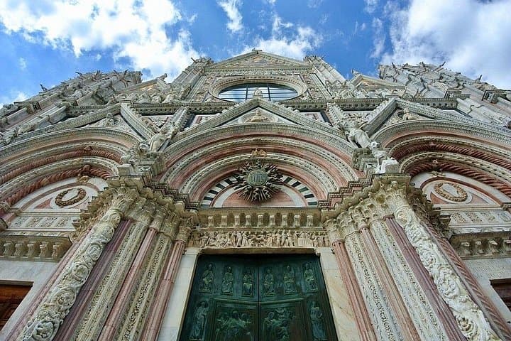 Siena Cathedral: shrine of treasures. — photo 1 of 6