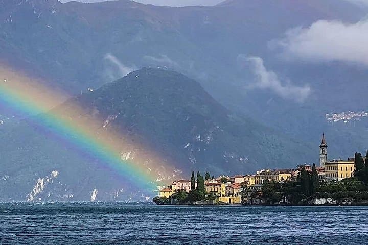 Lake Como and Brunate 1 day private tour. Hotel pick up — photo 1 of 10