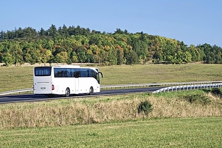 50 seats Coach transfer from Milan to Venice — photo 1 of 7