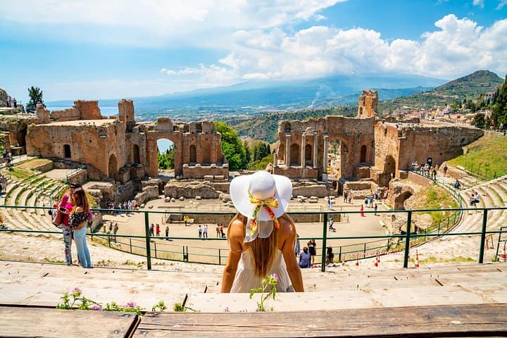 Taormina Private Walking Tour with theatre — photo 1 of 12