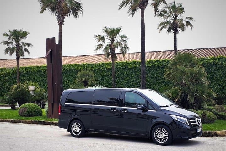 Private transfer from Palermo airport to Hotel del Centro or vice versa — photo 1 of 9