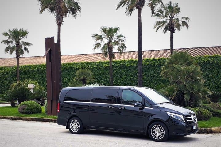 Private transfer from Palermo airport to Hotel Principe di Villafranca — photo 1 of 6