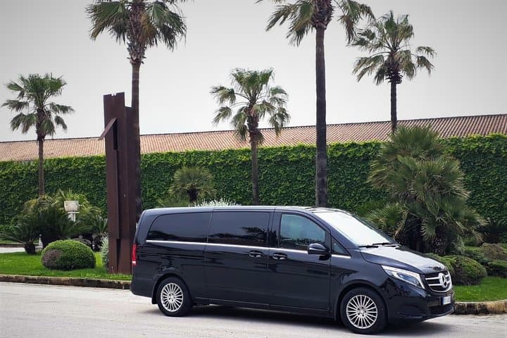 Grand Hotel Piazza Borsa to Palermo airport, private transfer — photo 1 of 11