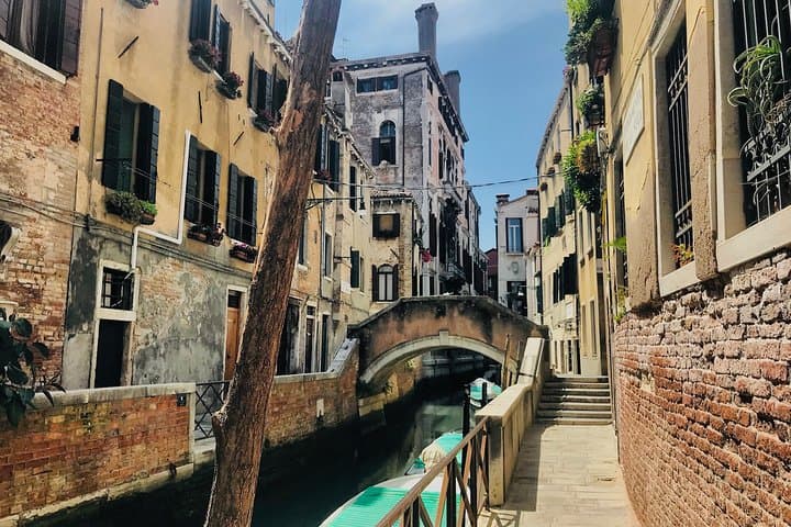 Venice Off the Beaten Path: Private Tour in Venice with a Local — photo 1 of 9