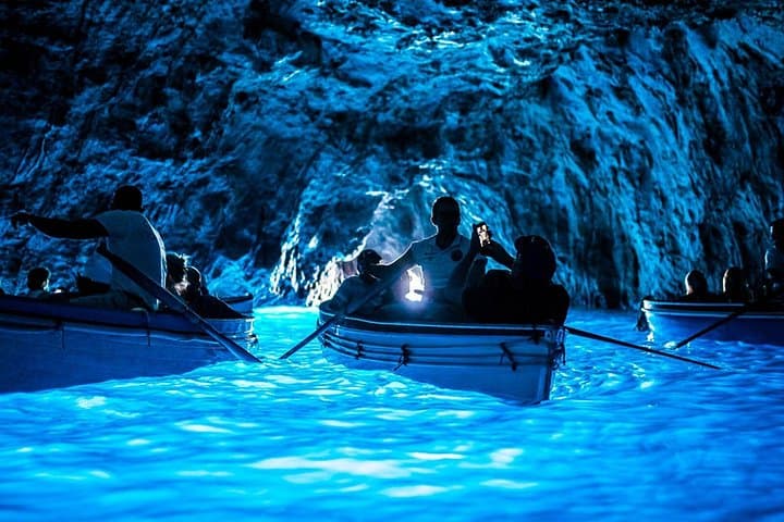 Capri Island and Blue Grotto Fullday from Rome — photo 1 of 12
