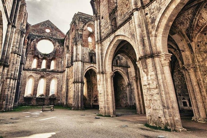 San Gimignano and Abbey of San Galgano — photo 1 of 6