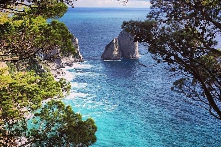 Capri and Pompeii Day Tour from Positano or Amalfi — photo 1 of 6