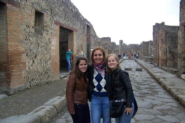 Pompeii tour with archaeologist — photo 1 of 14