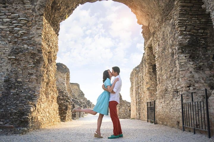 Private Walking Photography Tour in Sirmione — photo 1 of 9