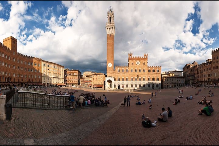 Livorno Shore Excursion: Private Day Trip to Siena and San Gimignano — photo 1 of 8
