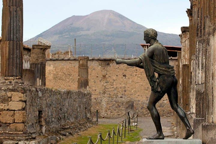 Pompeii SkipTheLine 3 Hours Tour — photo 1 of 13