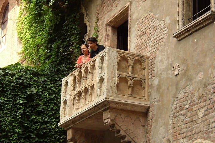 Private Day Trip to Verona from Milan with a local — photo 1 of 7
