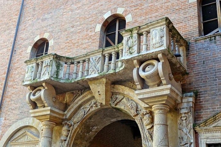 Passionate Verona - a private tour with a local — photo 1 of 13