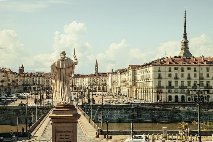 Turin Private Walking Tour With A Professional Guide — photo 1 of 5
